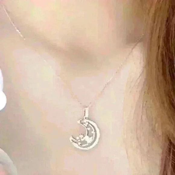 New Gorgeous 925 Silver Sim. Diamond Celestial Necklace - Picture 1 of 5